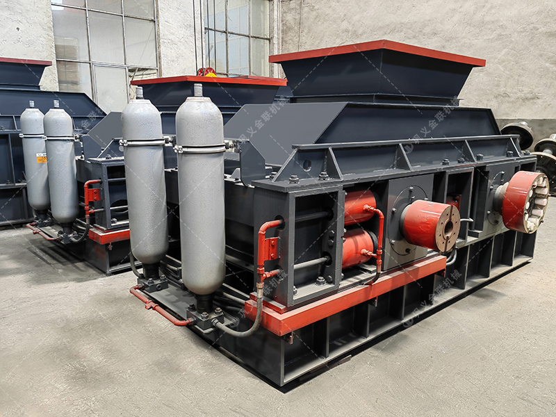 青石制砂難題多？對輥破碎機如何輕松應(yīng)對？